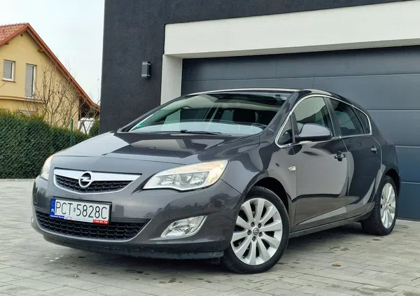 samochody osobowe Opel Astra cena 27800 przebieg: 159450, rok produkcji 2010 z Leszno